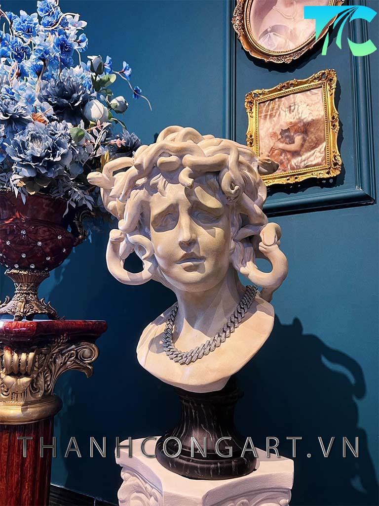Đầu tượng medusa decor trang trí