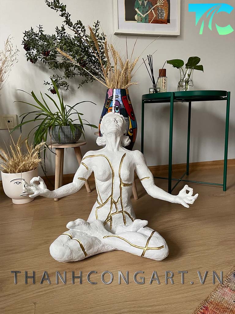 tượng người phụ nữ ngồi thiền trang trí decor